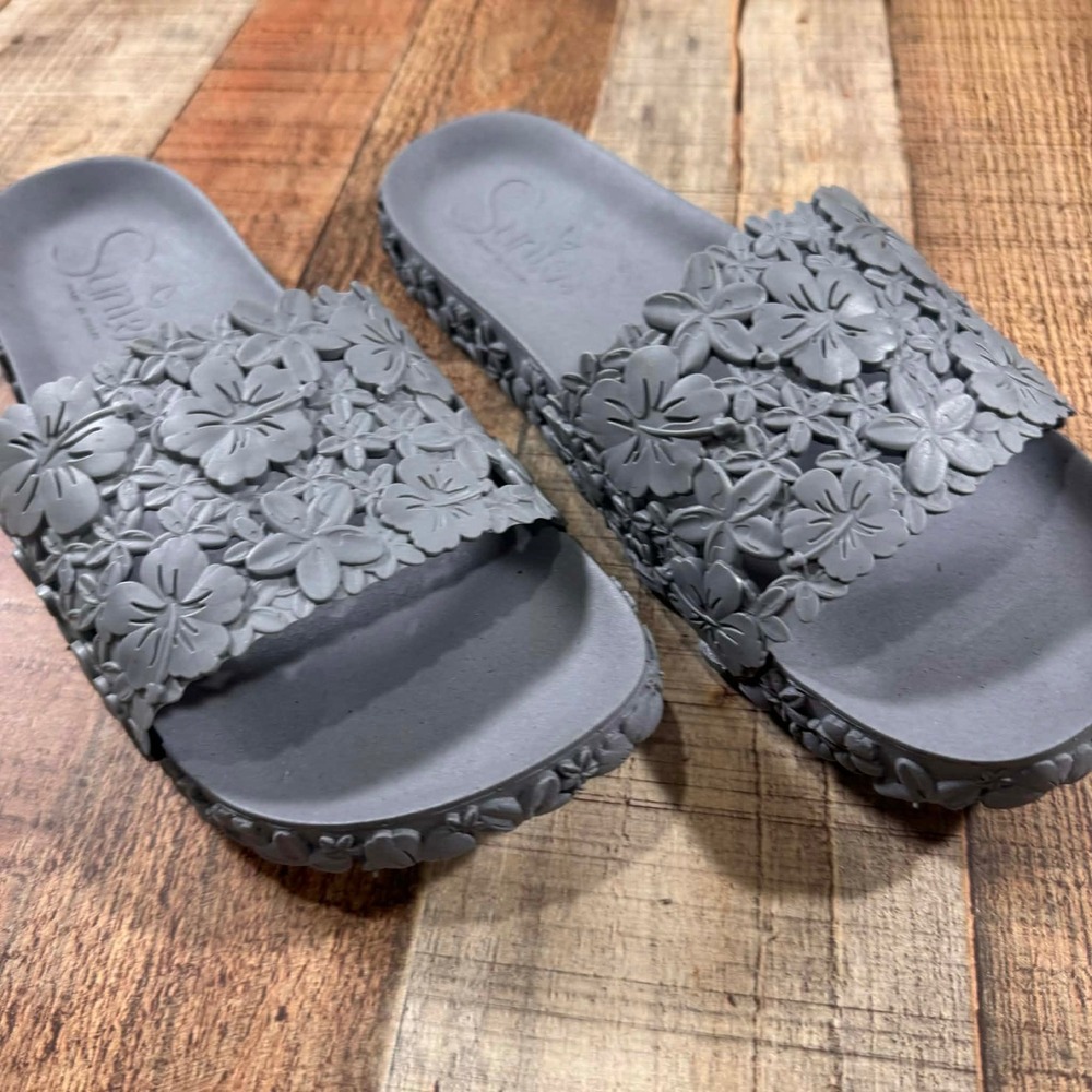 Sunies Womens Grey Floral Slide Sandals Sustainable Tropical Hibiscus Size 11